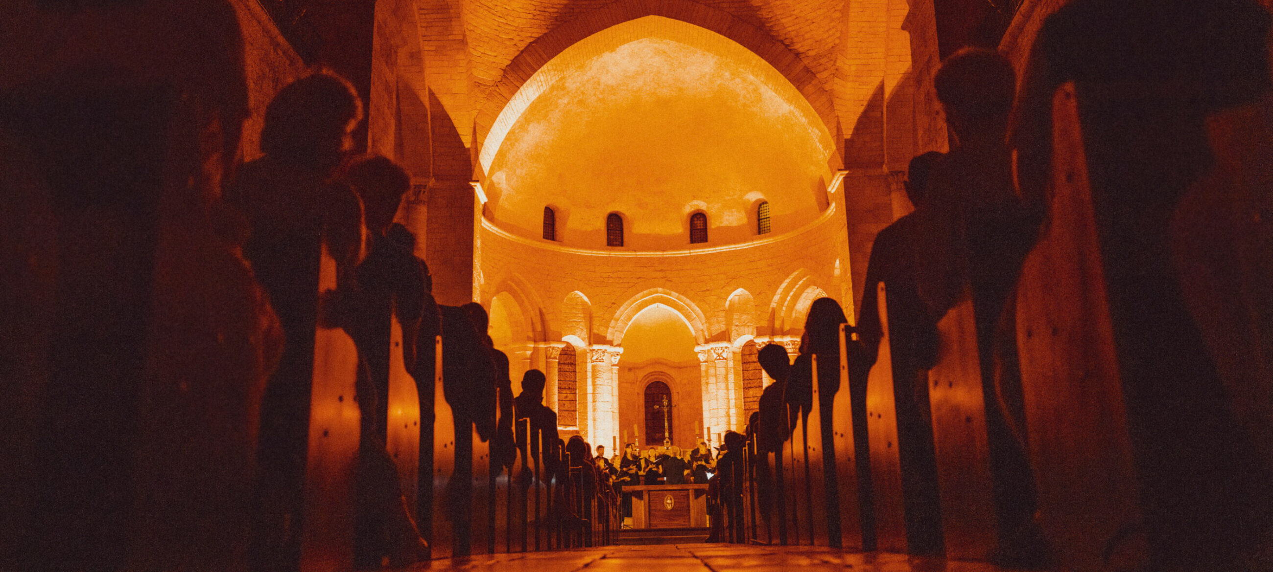 Le Tenebrae Choir dirigé par Nigel Short à l'abbatiale de Souillac pour le Festival de Rocamadour